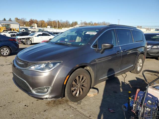 CHRYSLER-PACIFICA-2C4RC1BGXHR763689