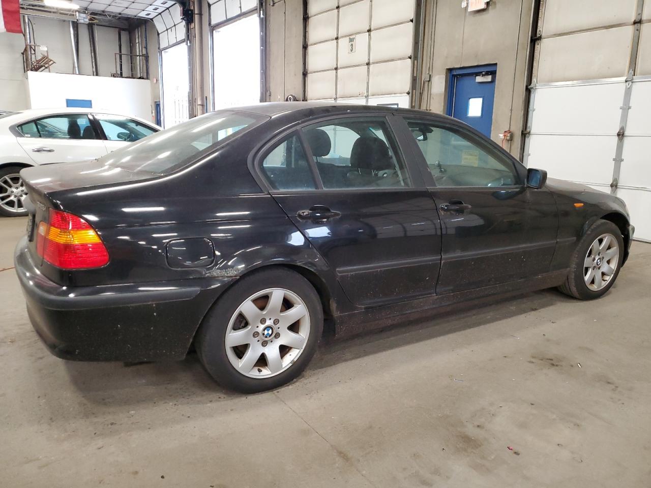 WBAEV33494KR32020 2004 BMW 325 I