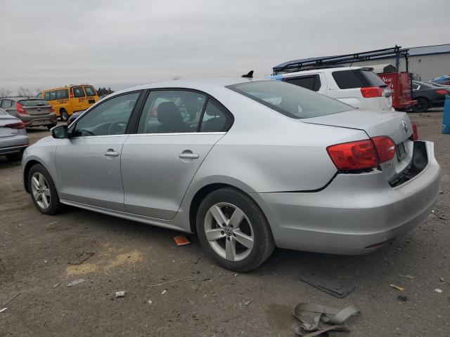 WAUENAF46JA180875 2018 AUDI A4, photo no. 2