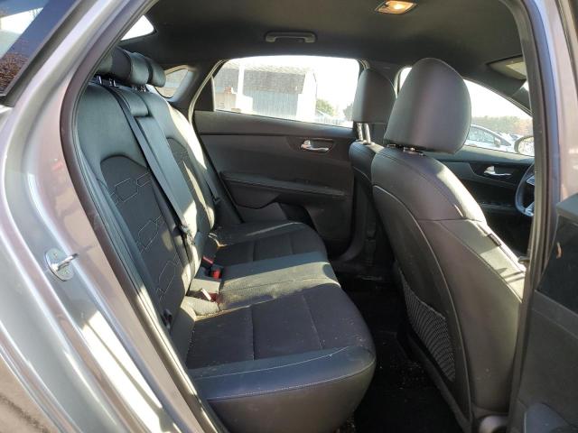 3KPF54ADXPE581352 KIA Forte Gt Line