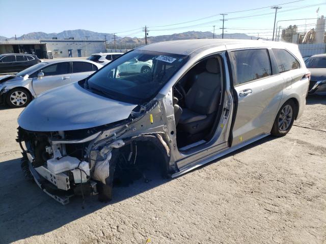 2021 Toyota Sienna LE