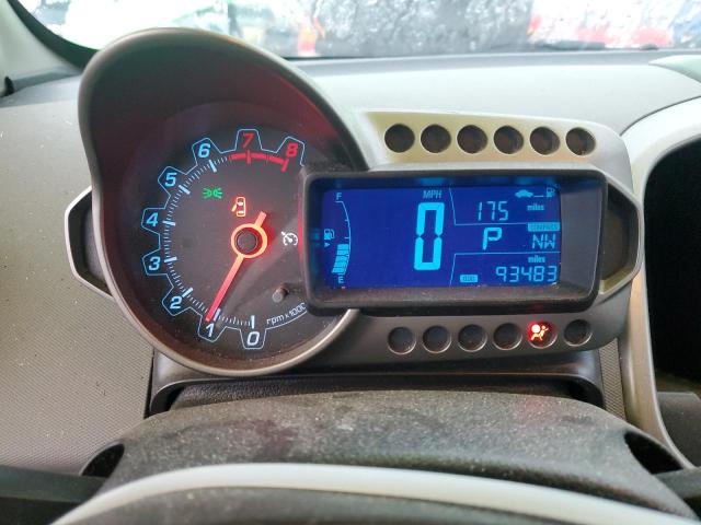  CHEVROLET SONIC 2015 Зелений