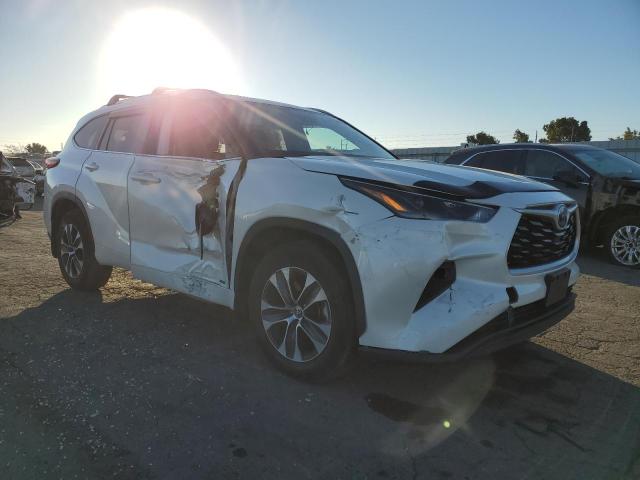 VIN 5TDHBRCH2MS518410 2021 Toyota Highlander, Hybri... no.4