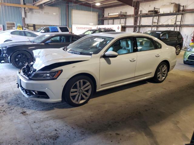 2017 VOLKSWAGEN PASSAT SEL - 1VWCT7A37HC059561