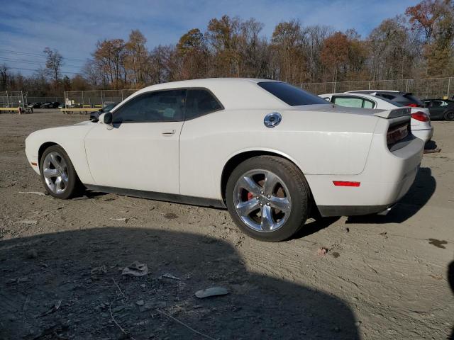 Vin: 2c3cdyag3eh301946, lot: 77254883, dodge challenger sxt 20142