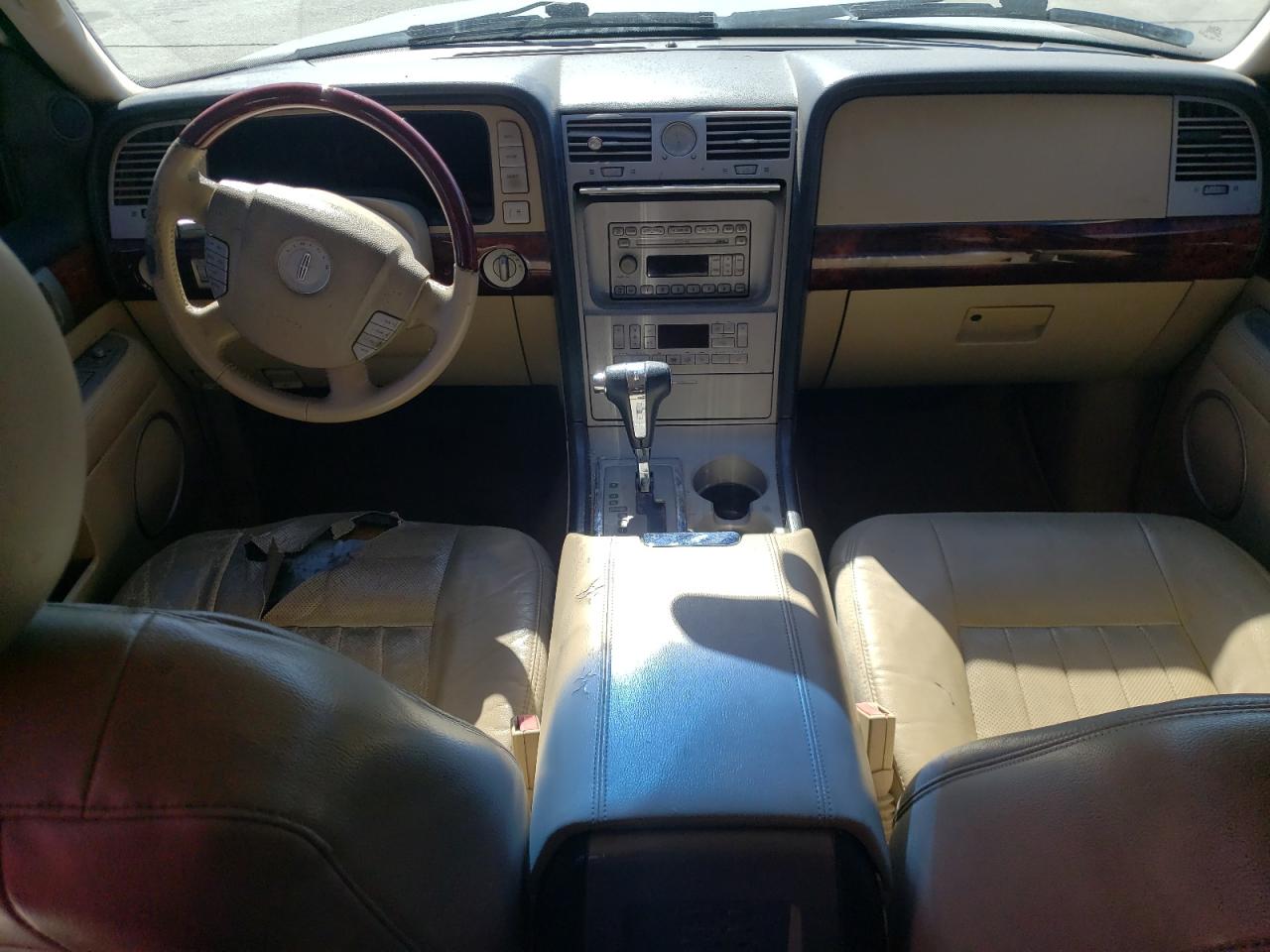 5LMFU28545LJ07724 2005 Lincoln Navigator