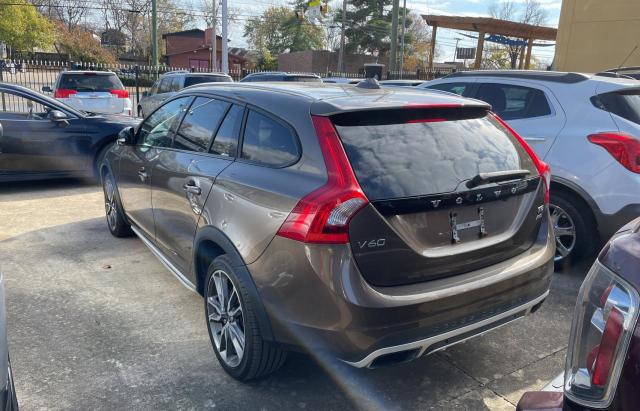 YV4612HM6F1001941 Volvo V60 Cross Country Platinum