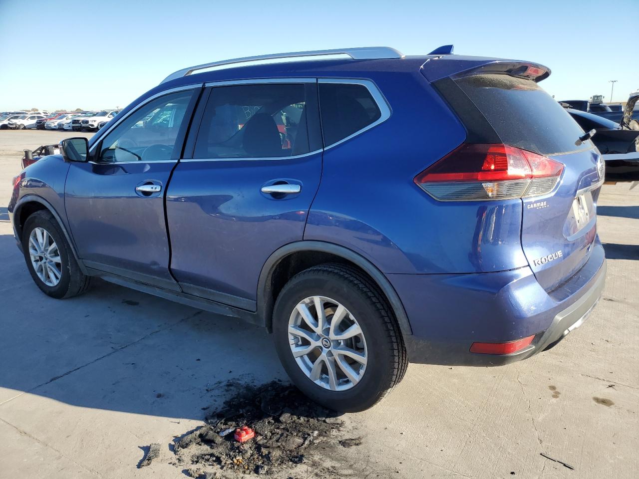 2018 Nissan Rogue S vin: KNMAT2MV3JP533059