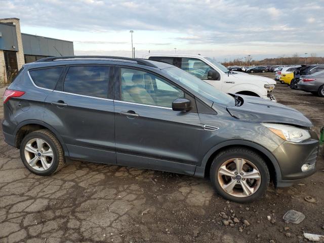1FMCU9G9XGUB21126 Ford ESCAPE SE