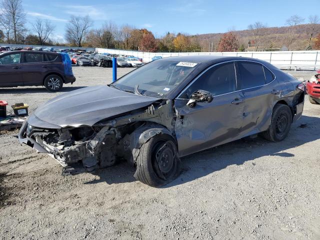 Lot #2428314429 2019 TOYOTA CAMRY LE salvage car