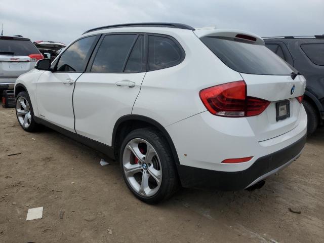 2015 BMW X1 XDRIVE3 WBAVM5C50FVV95343