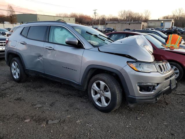 3C4NJDBB8JT456177 | 2018 Jeep compass latitude