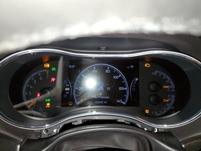 1C4RJEAG8JC434132 2018 Jeep Grand Cherokee Laredo