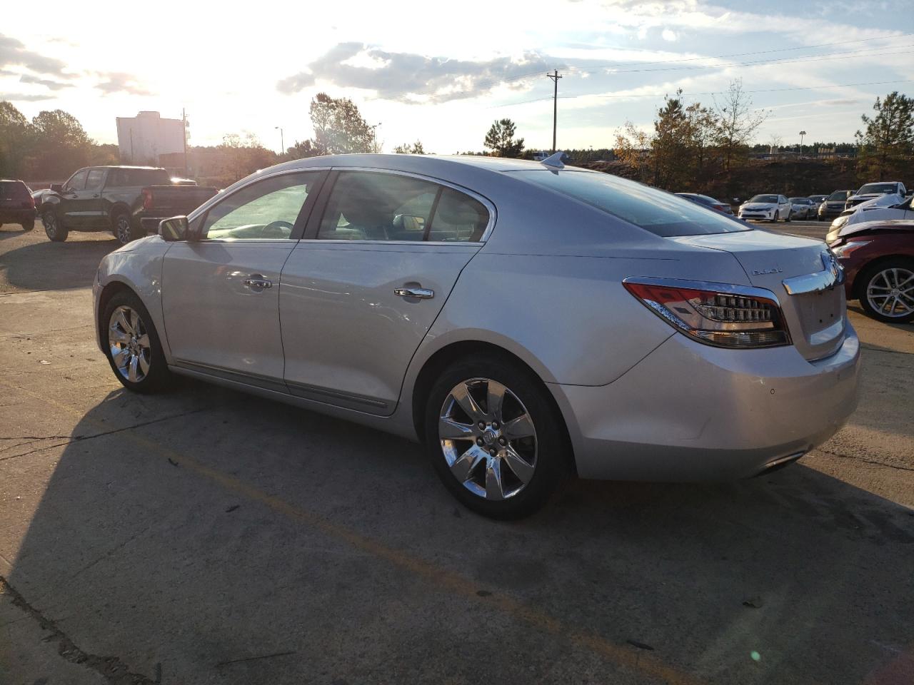 2013 Buick Lacrosse vin: 1G4GC5E31DF267197