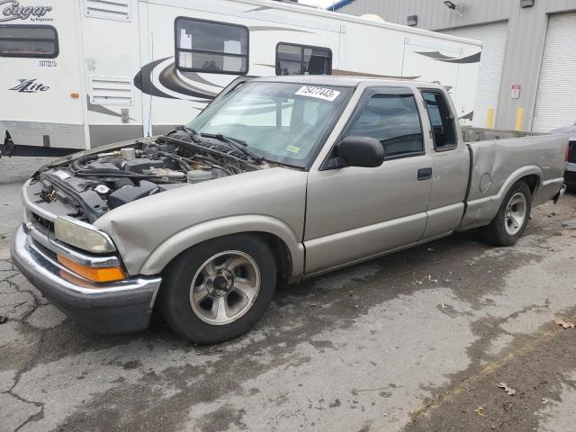 2000 Chevrolet S-10 