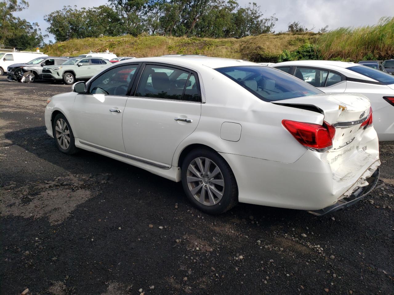 4t1bk3db4bu436891 4T1BK3DB4BU436891 2011 Toyota Avalon Base