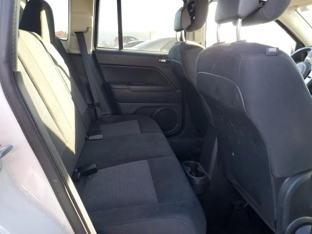 2013 Jeep Compass - Image 11