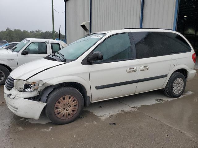 2005 Chrysler Town & Country 