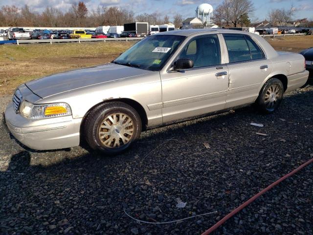 2004 Ford Crown Victoria LX