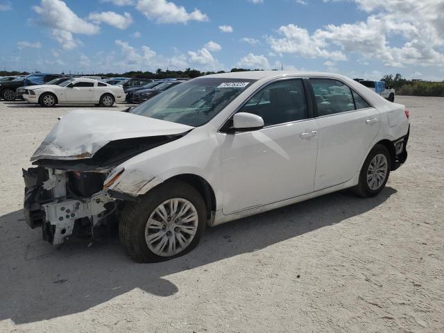 Lot #2519162697 2014 TOYOTA CAMRY L salvage car