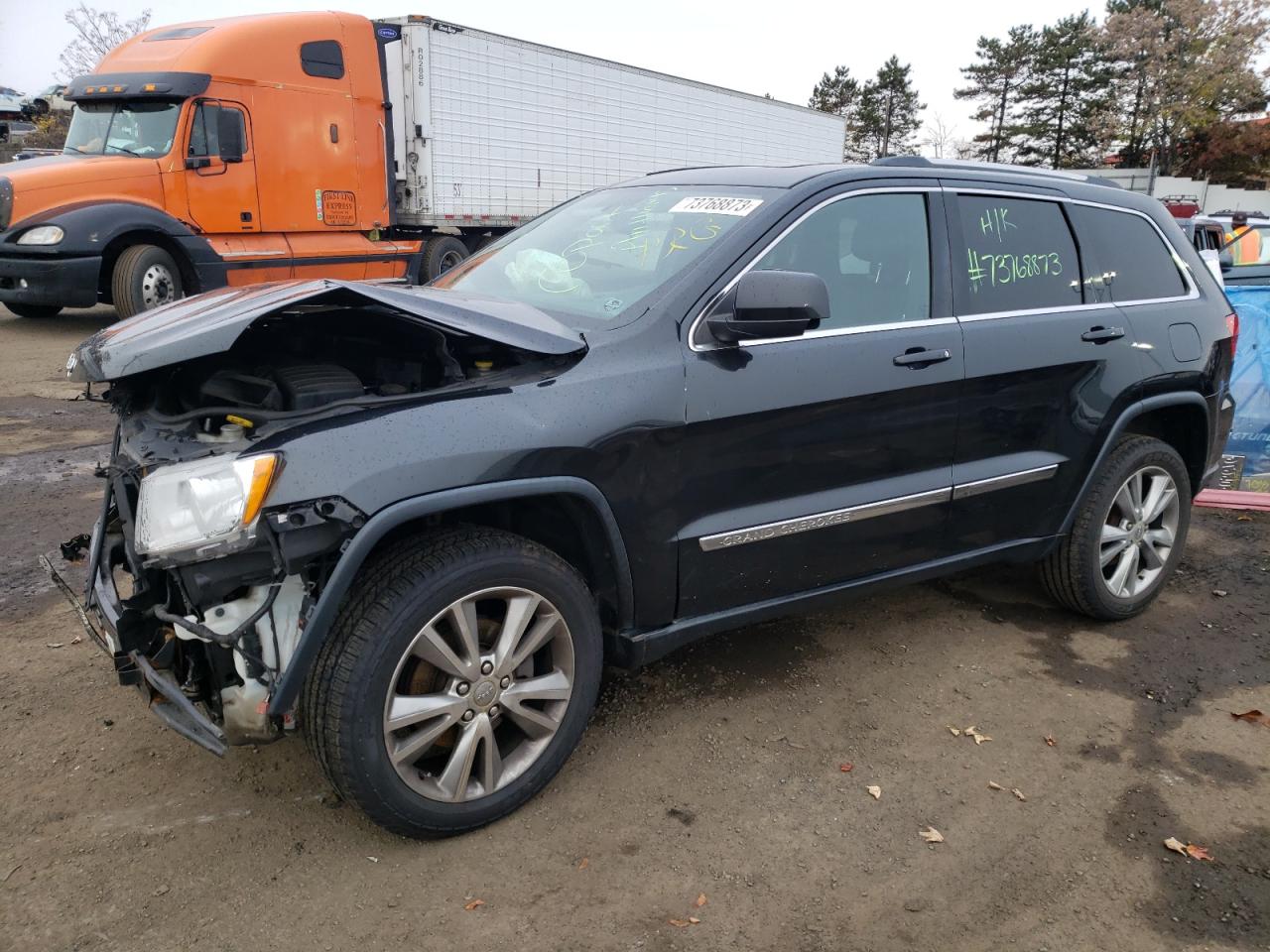 1C4RJFAG8DC582324 2013 Jeep Grand Cherokee Laredo