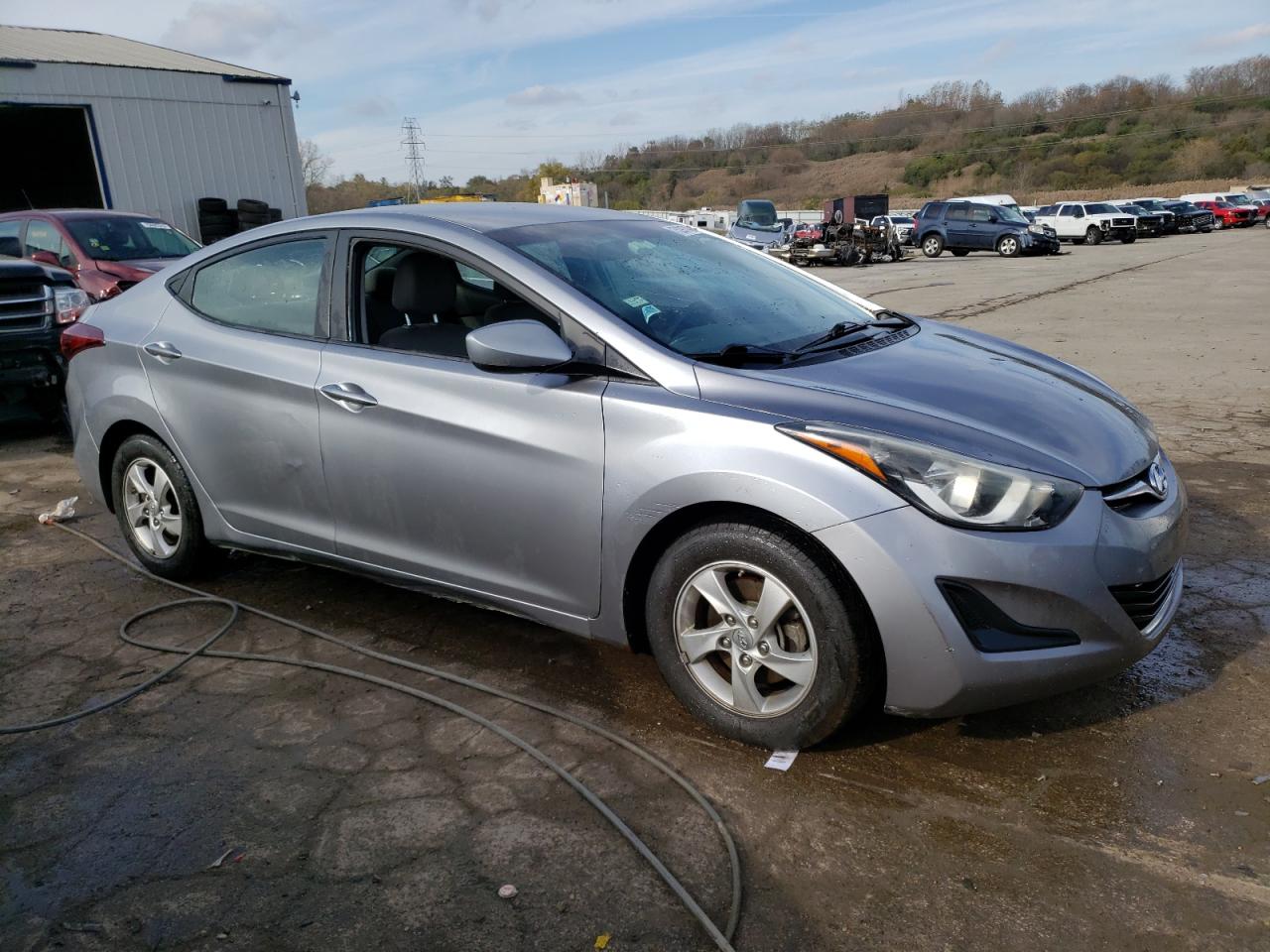 2015 Hyundai Elantra Se vin: 5NPDH4AE8FH567418