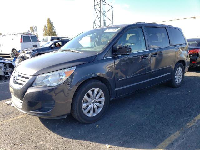 2012 Volkswagen Routan SE