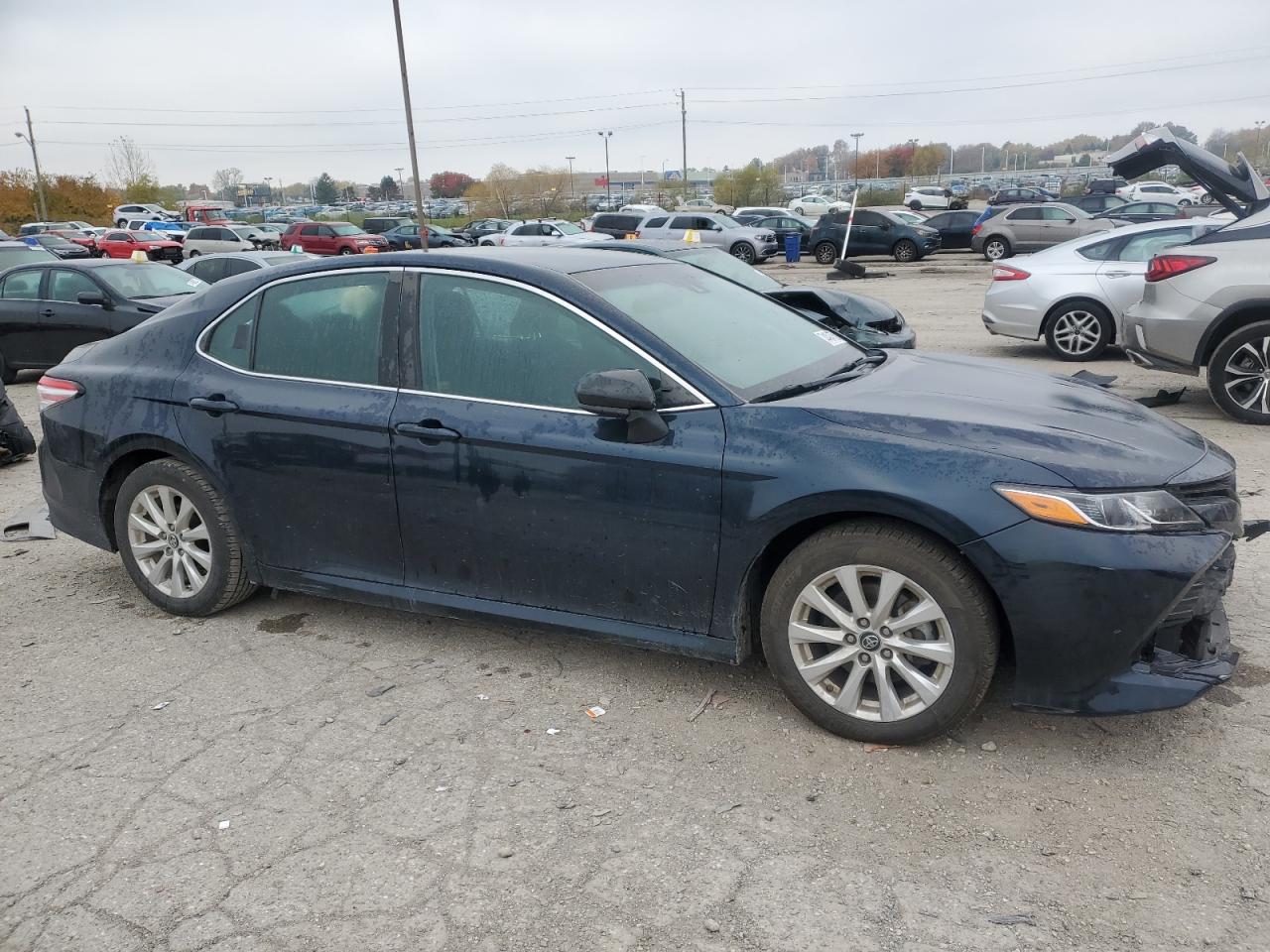 2018 Toyota Camry L vin: 4T1B11HK9JU622782