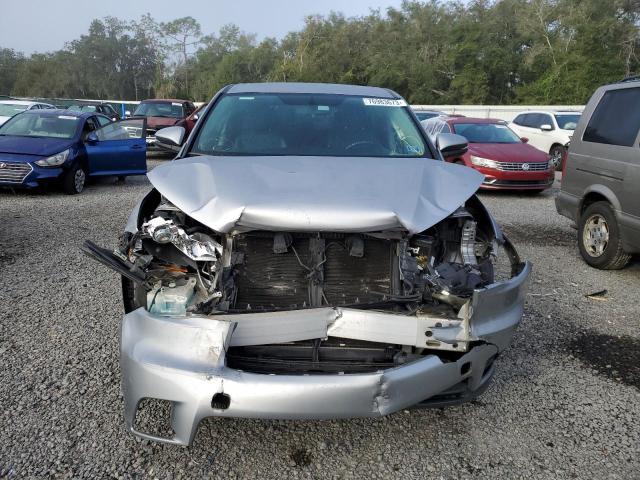 VIN 5TDZKRFH2FS069037 2015 Toyota Highlander, LE no.5