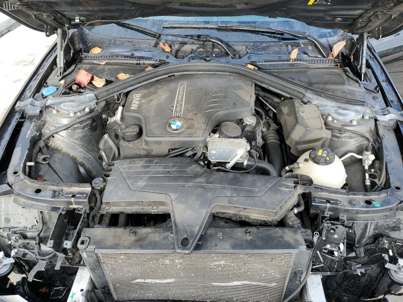 WBA8A9C54HK620066 2017 BMW 320 I