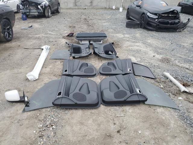 1C4RJEAG0JC391728 Jeep Grand Cherokee Laredo