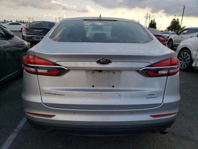 3FA6P0HDXKR134665 Ford Fusion SE 6