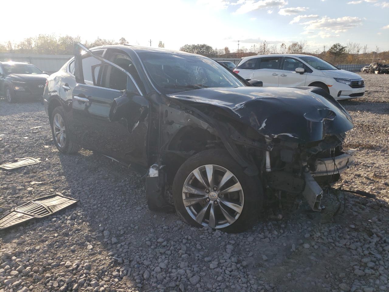 jn1by1ar8em320495 JN1BY1AR8EM320495 2014 Infiniti Q70 3.7
