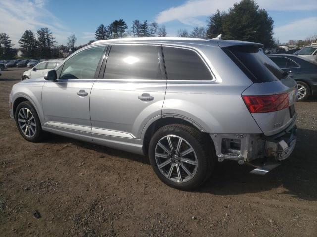 VIN WA1LHAF73KD040949 2019 Audi Q7, Premium Plus no.2