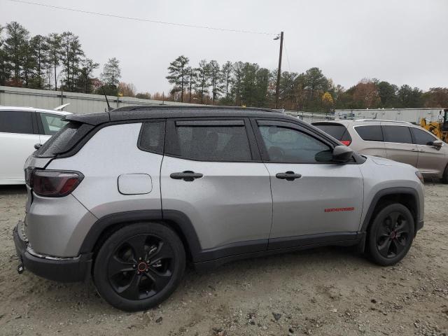 Vin: 3c4njcbb8jt327561, lot: 77090353, jeep compass latitude 20183