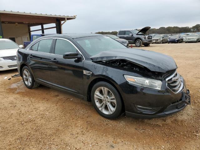  FORD TAURUS 2018 Чорний