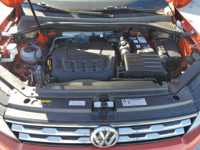 3VV3B7AX1KM159638 Volkswagen Tiguan SE 11