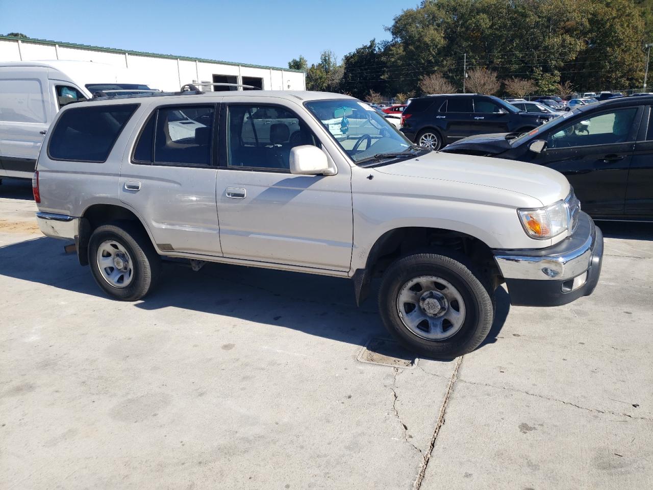 JT3GN86R9Y0179868 2000 Toyota 4Runner Sr5