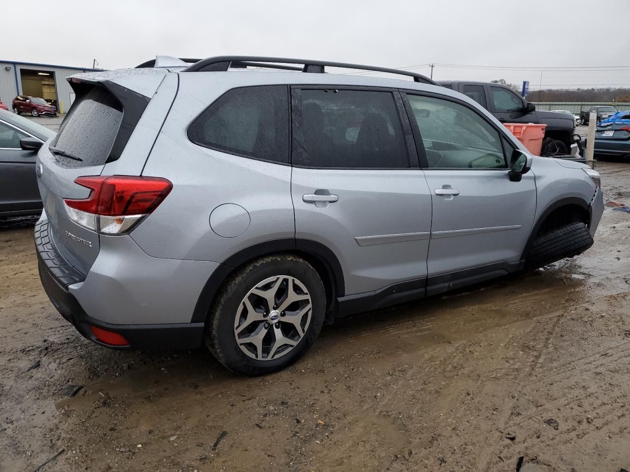 Lot #2826109581 2020 SUBARU FORESTER P