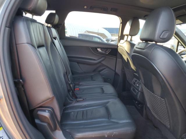 WA1LAAF76HD028713 Audi Q7 Premium Plus