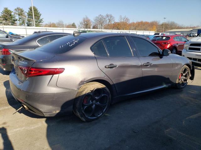  ALFA ROMEO GIULIA 2017 Вугільний