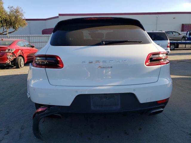 VIN WP1AA2A53JLB18064 2018 Porsche Macan no.6