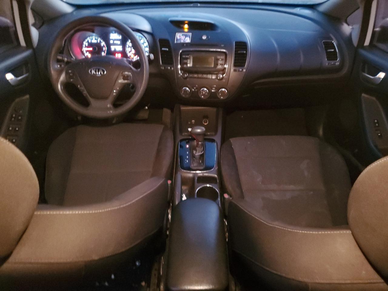 3KPFK4A71HE017562 2017 Kia Forte Lx