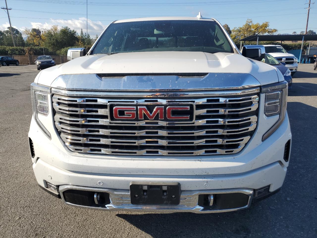 2022 GMC Sierra K1500 Denali vin: 3GTUUGEL0NG671396