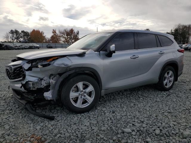 VIN 5TDCZRBH7MS058975 2021 Toyota Highlander, L no.1