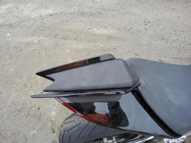2022 APRILIA TUONO V4 F - ZD4KZUB06NS000345