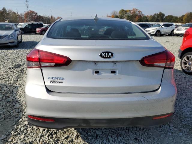 3KPFK4A78HE103211 2017 Kia Forte Lx