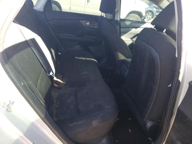 3KPF24AD9KE109872 KIA FORTE FE