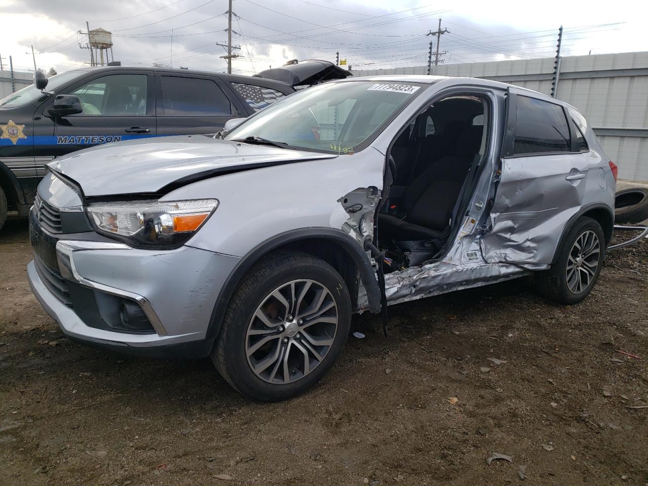 MITSUBISHI OUTLANDER ES
