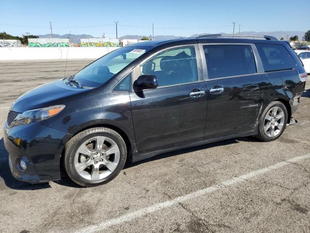 2014 Toyota Sienna 